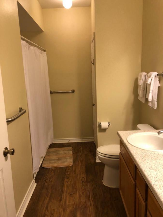 The Reside Fully Furnished Condos - Medical Stays Welcome Houston Bagian luar foto